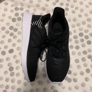 Adidas Asweerun sneakers